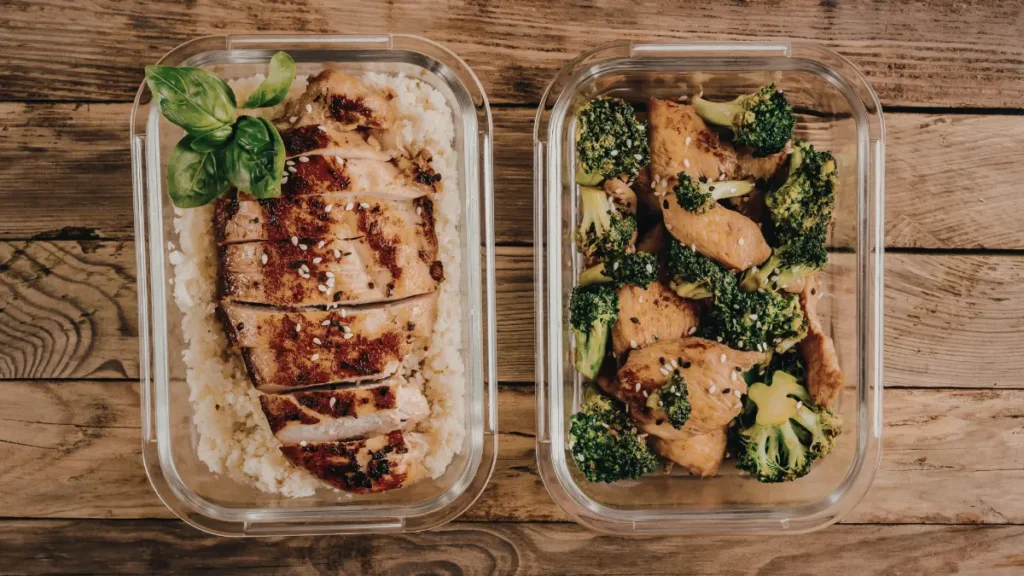 Preparação de refeições saudáveis para perder 5kg em 30 dias